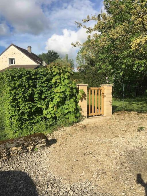 Cottage De Charme A La Campagne Aulnoy المظهر الخارجي الصورة